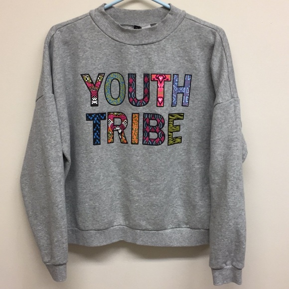 H&M Tops - 3/$35 H&M DIVIDED sweatshirt XL